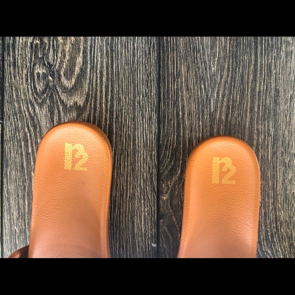 Adorable Sparkly Slides - Picture 4 of 5